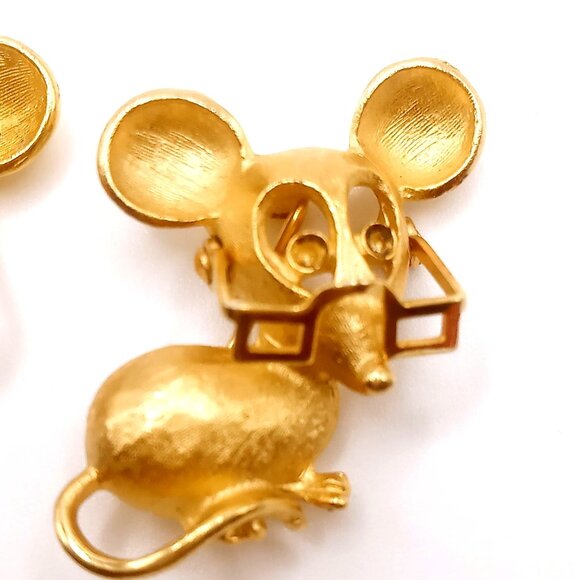 Vintage Avon Mouse Brooches Lot of 2 Cool Nerdy Gold Tone Moveable Glasses Pins - Picture 4 of 9
